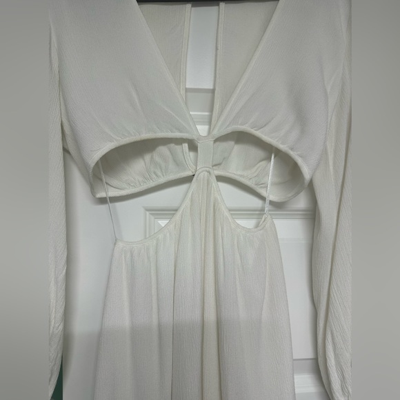 WAYF Cut out maxi dress - Picture 4 of 16